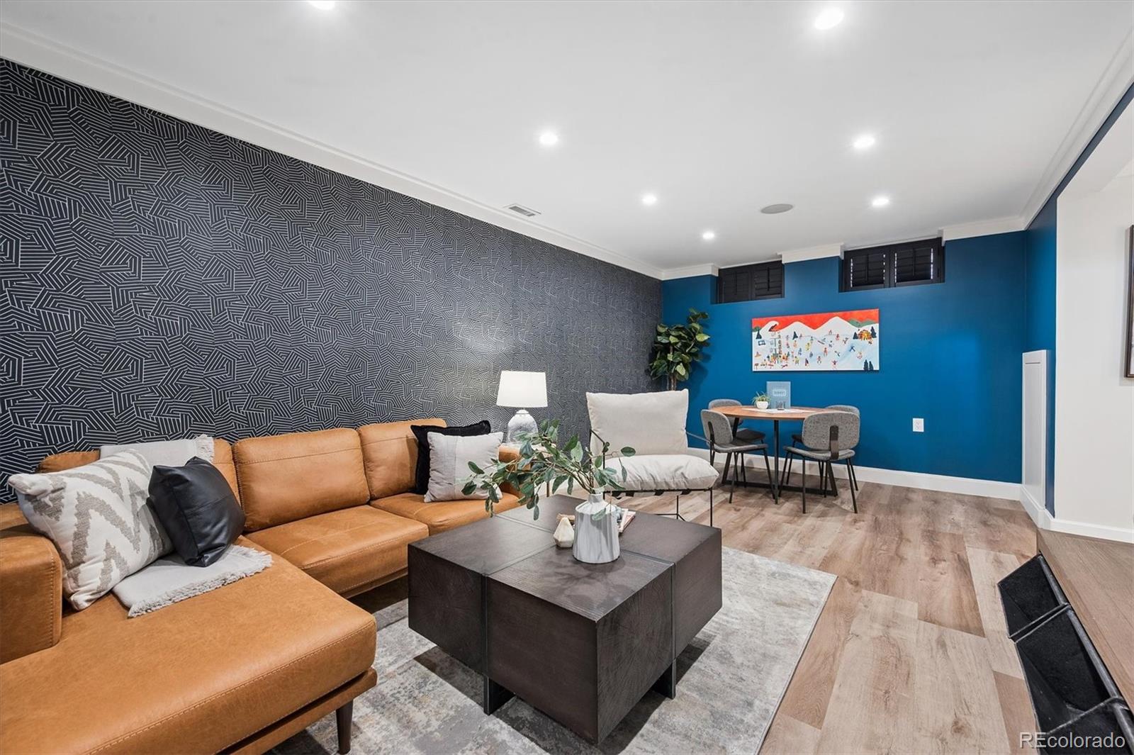 MLS Image #21 for 550 s york street,denver, Colorado