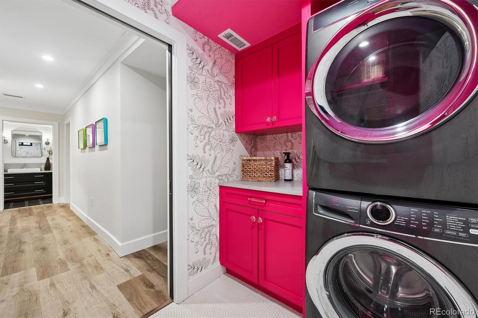 MLS Image #28 for 550 s york street,denver, Colorado