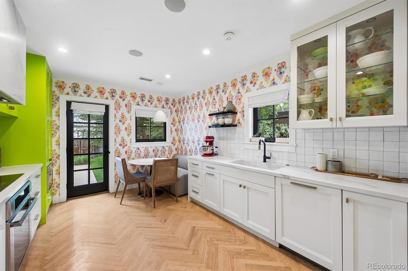 MLS Image #7 for 550 s york street,denver, Colorado