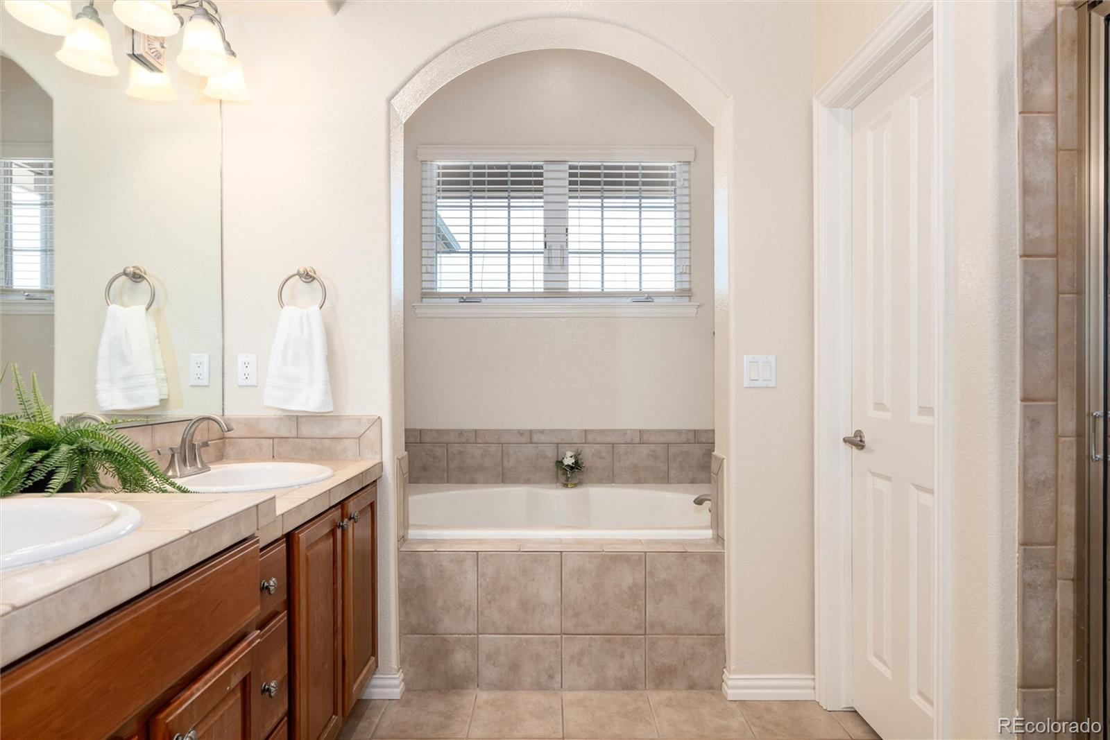 MLS Image #32 for 7100 s coolidge court,aurora, Colorado