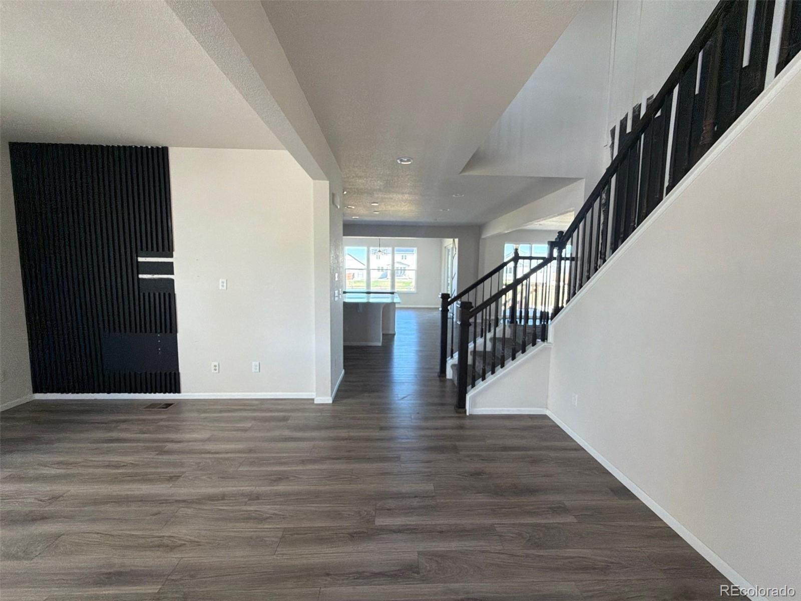 MLS Image #3 for 951 n vandriver way,aurora, Colorado
