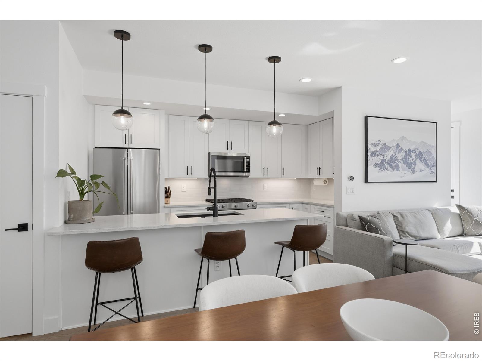 MLS Image #10 for 1368  yates street 2,denver, Colorado
