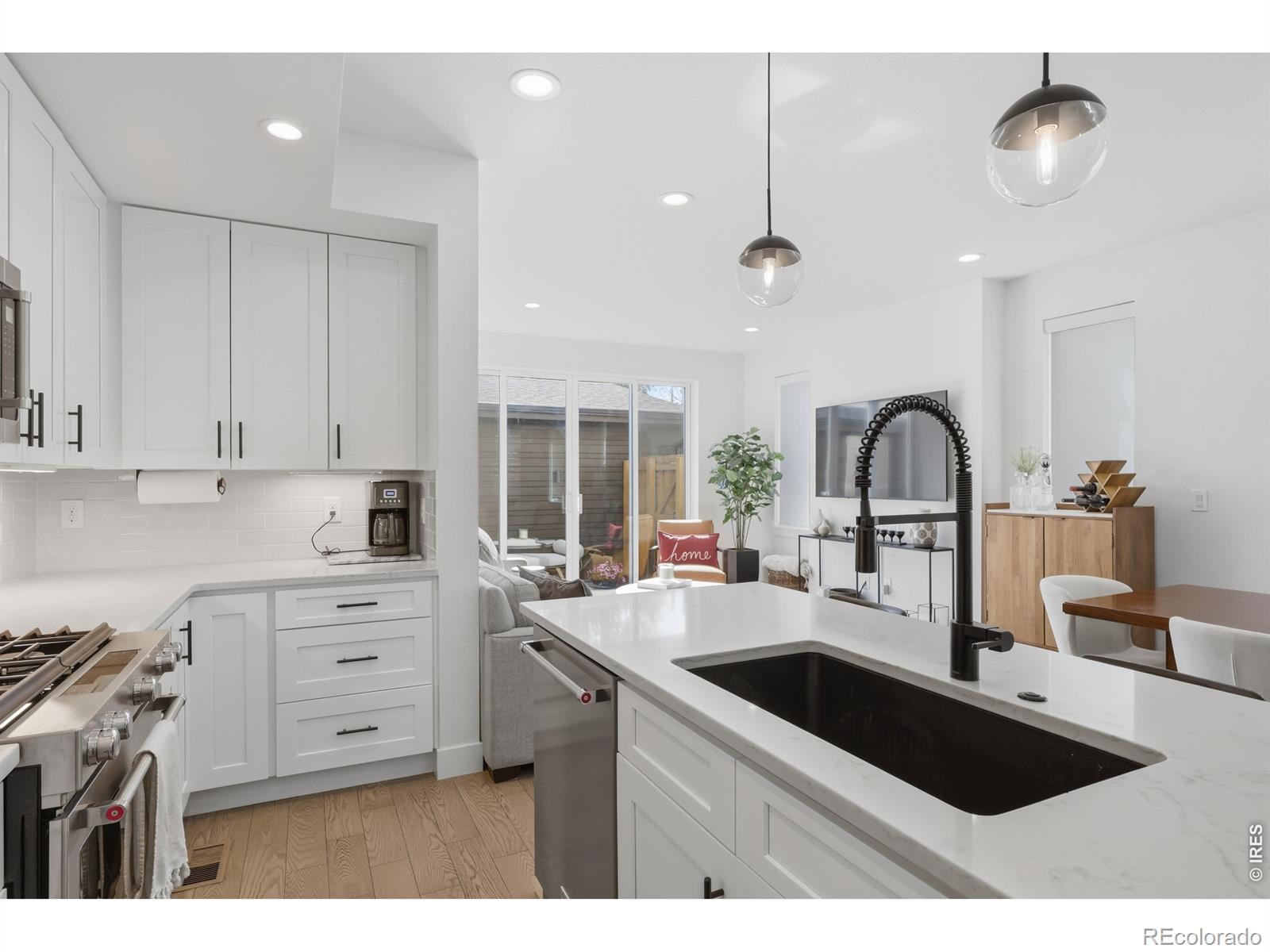 MLS Image #15 for 1368  yates street 2,denver, Colorado