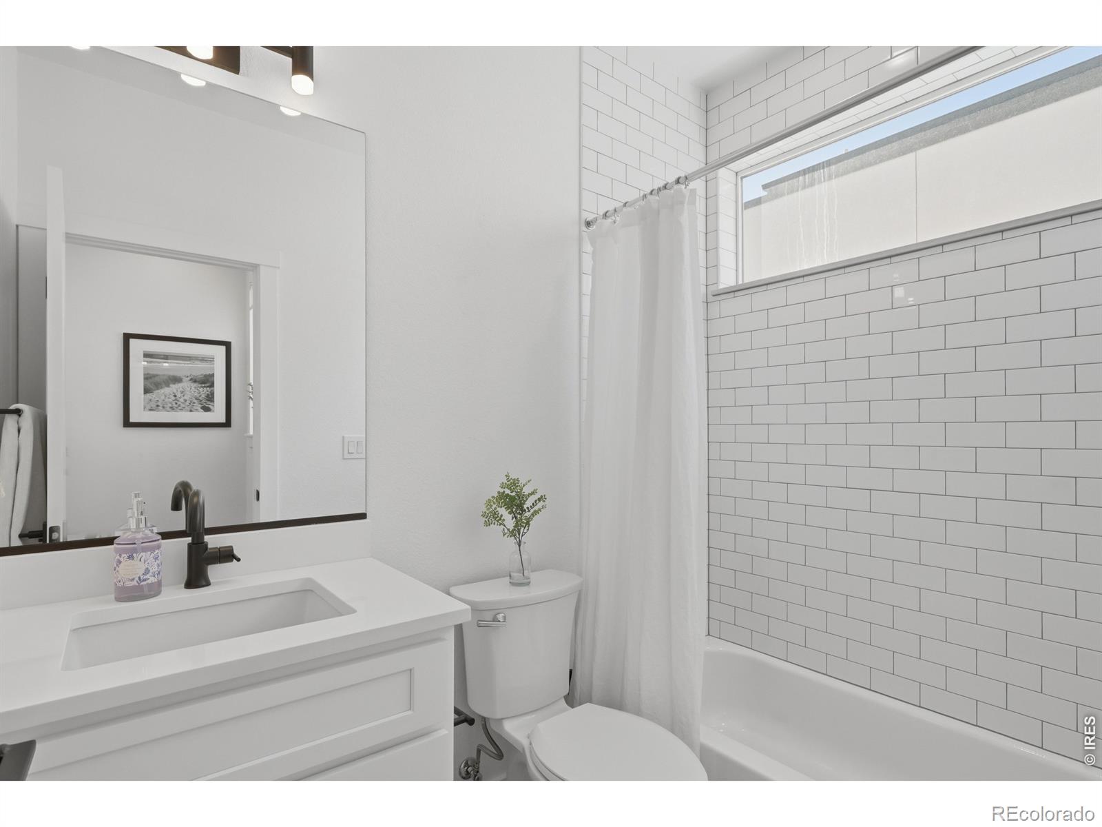 MLS Image #23 for 1368  yates street 2,denver, Colorado