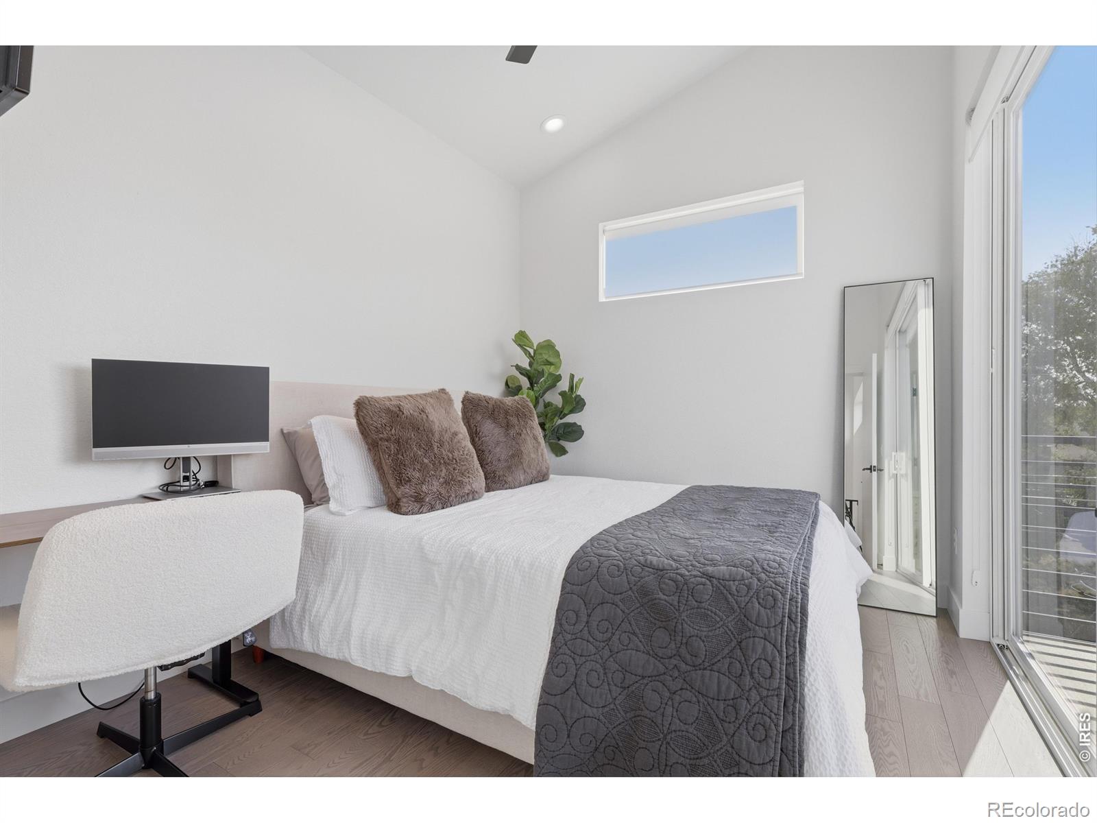 MLS Image #26 for 1368  yates street 2,denver, Colorado