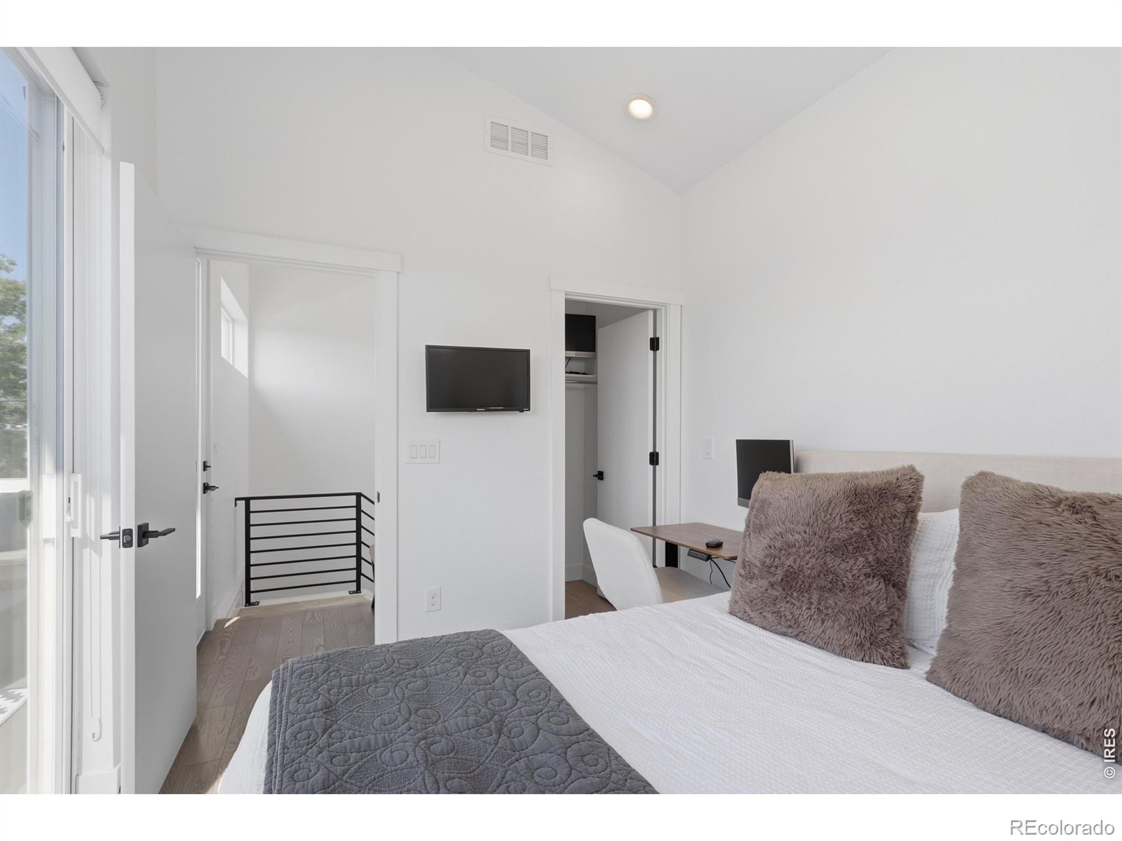 MLS Image #28 for 1368  yates street 2,denver, Colorado