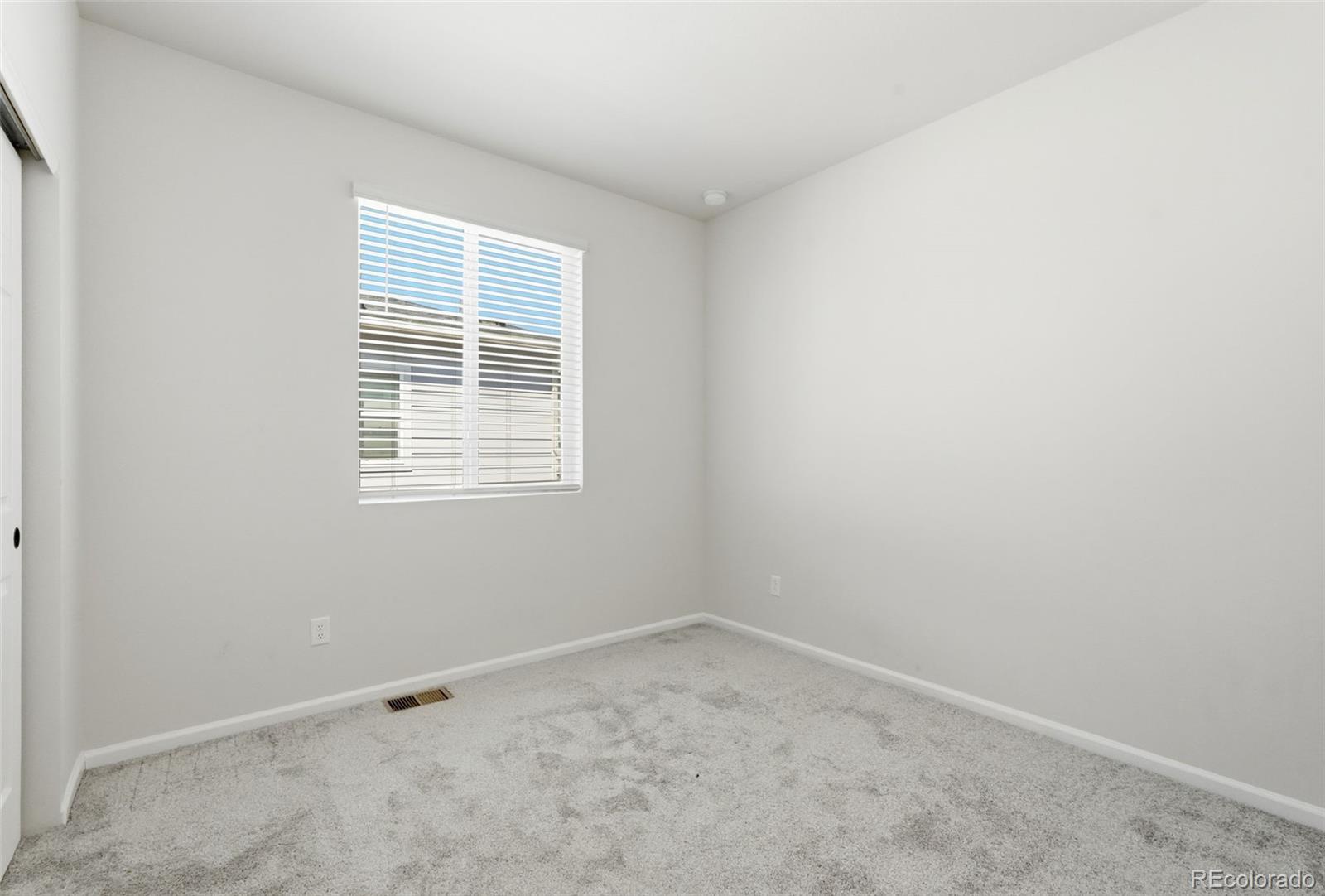 MLS Image #19 for 24431 e 41st avenue,aurora, Colorado