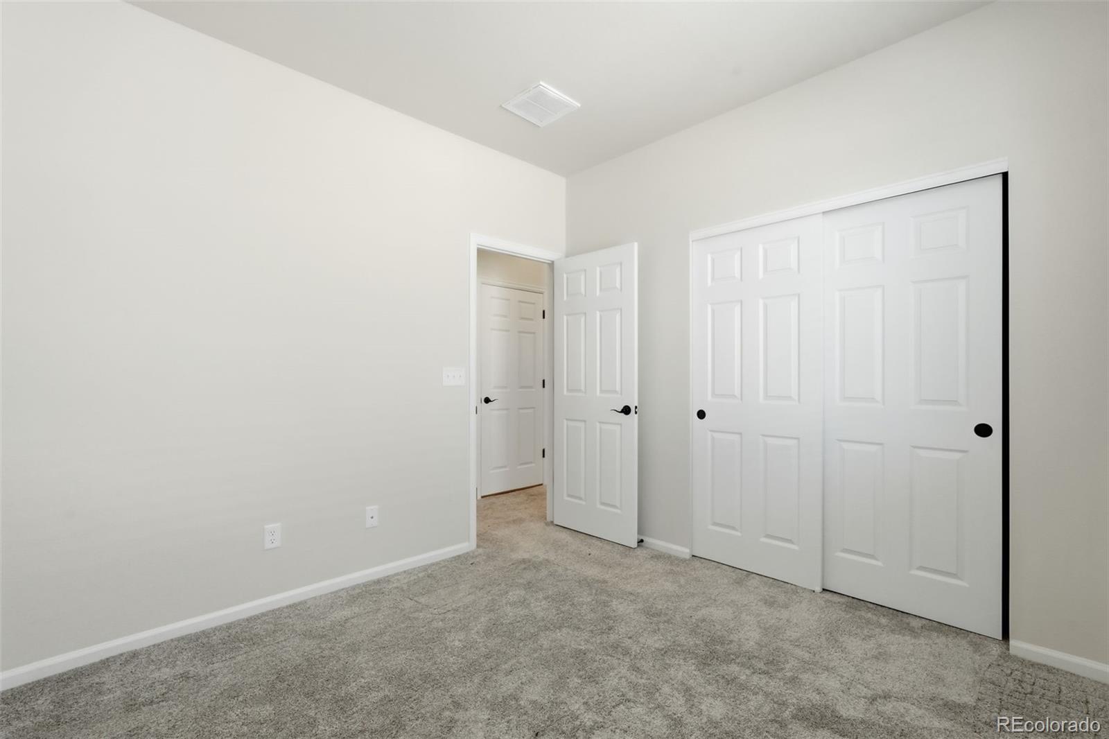 MLS Image #20 for 24431 e 41st avenue,aurora, Colorado