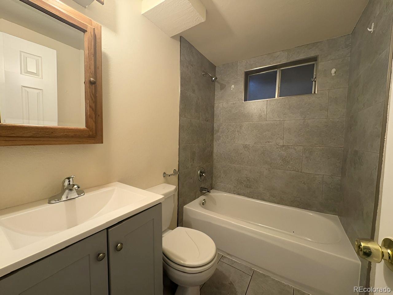 MLS Image #11 for 13258 e alaska place,aurora, Colorado