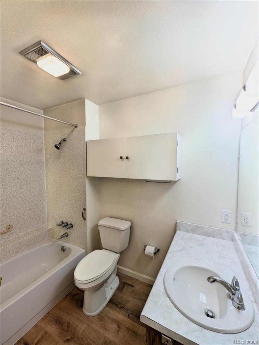 MLS Image #14 for 2440  palmer park boulevard 104,colorado springs, Colorado