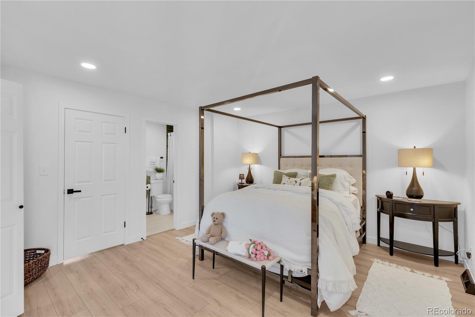 MLS Image #17 for 750  tabor street,lakewood, Colorado
