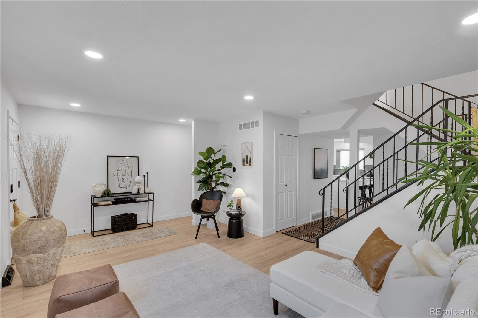 MLS Image #3 for 750  tabor street,lakewood, Colorado