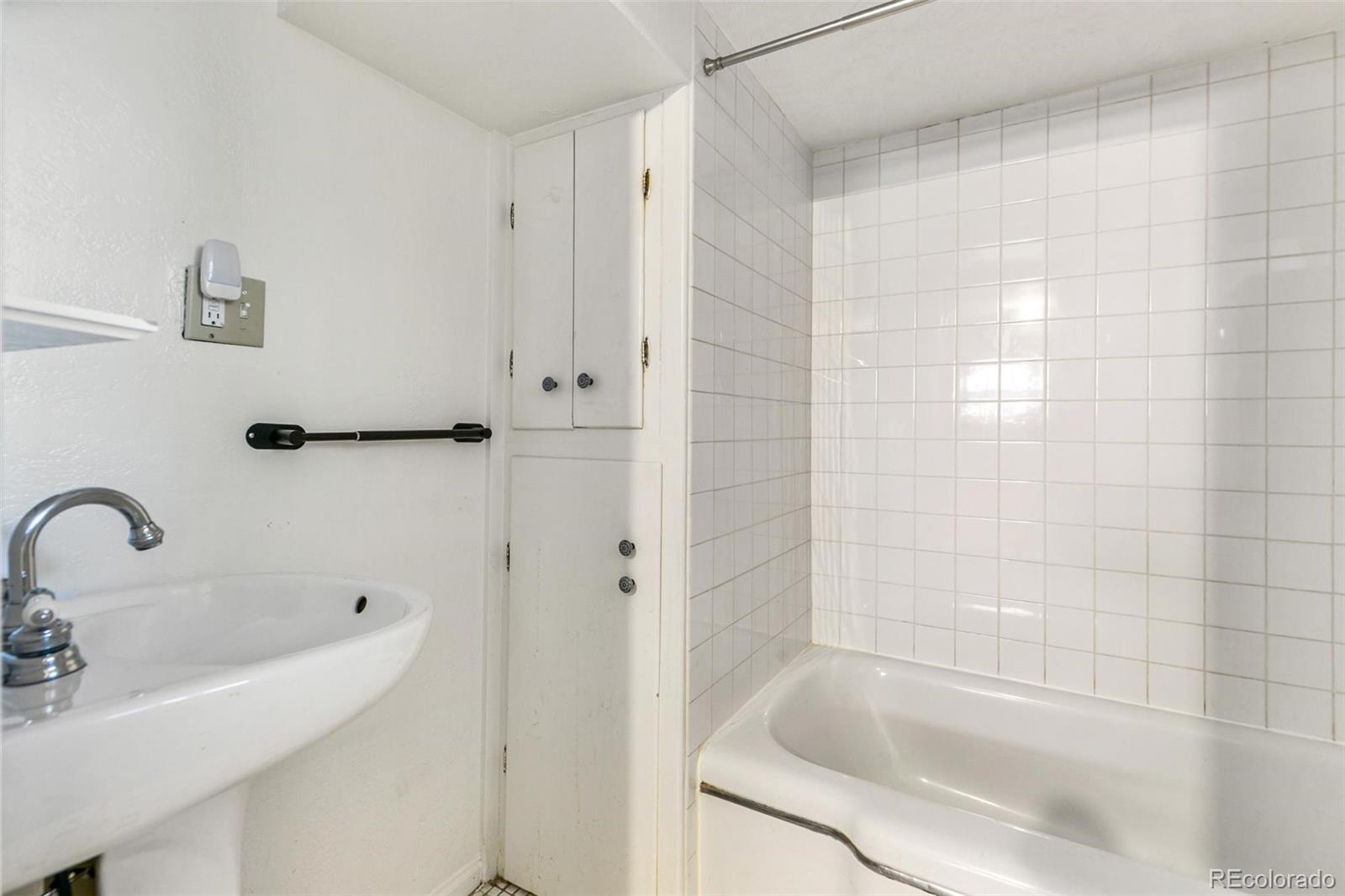MLS Image #15 for 3601 n raleigh street,denver, Colorado