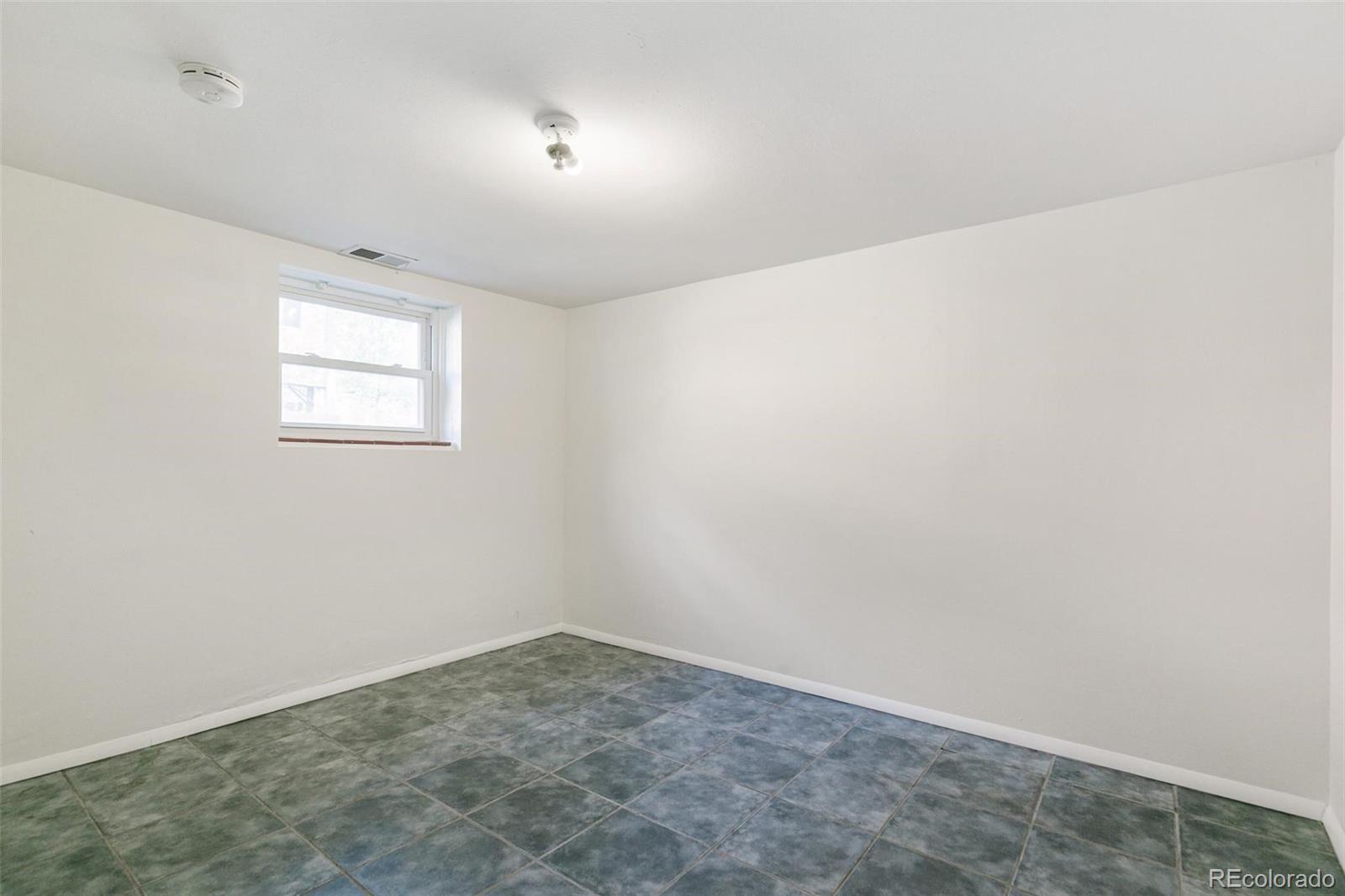 MLS Image #38 for 3601 n raleigh street,denver, Colorado