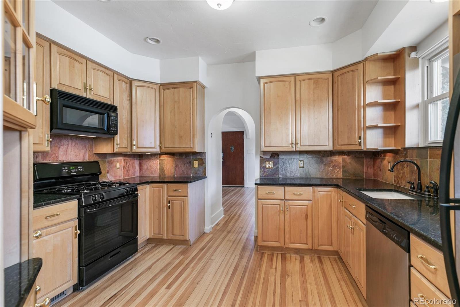 MLS Image #5 for 3601 n raleigh street,denver, Colorado