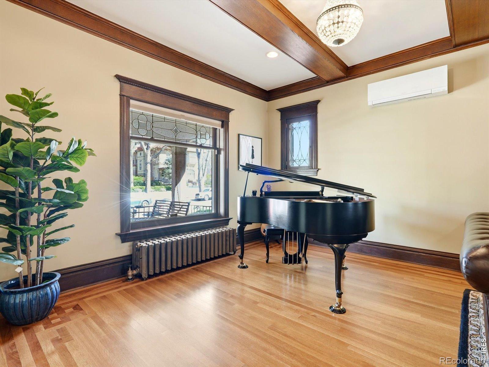 MLS Image #4 for 1121 n humboldt street,denver, Colorado