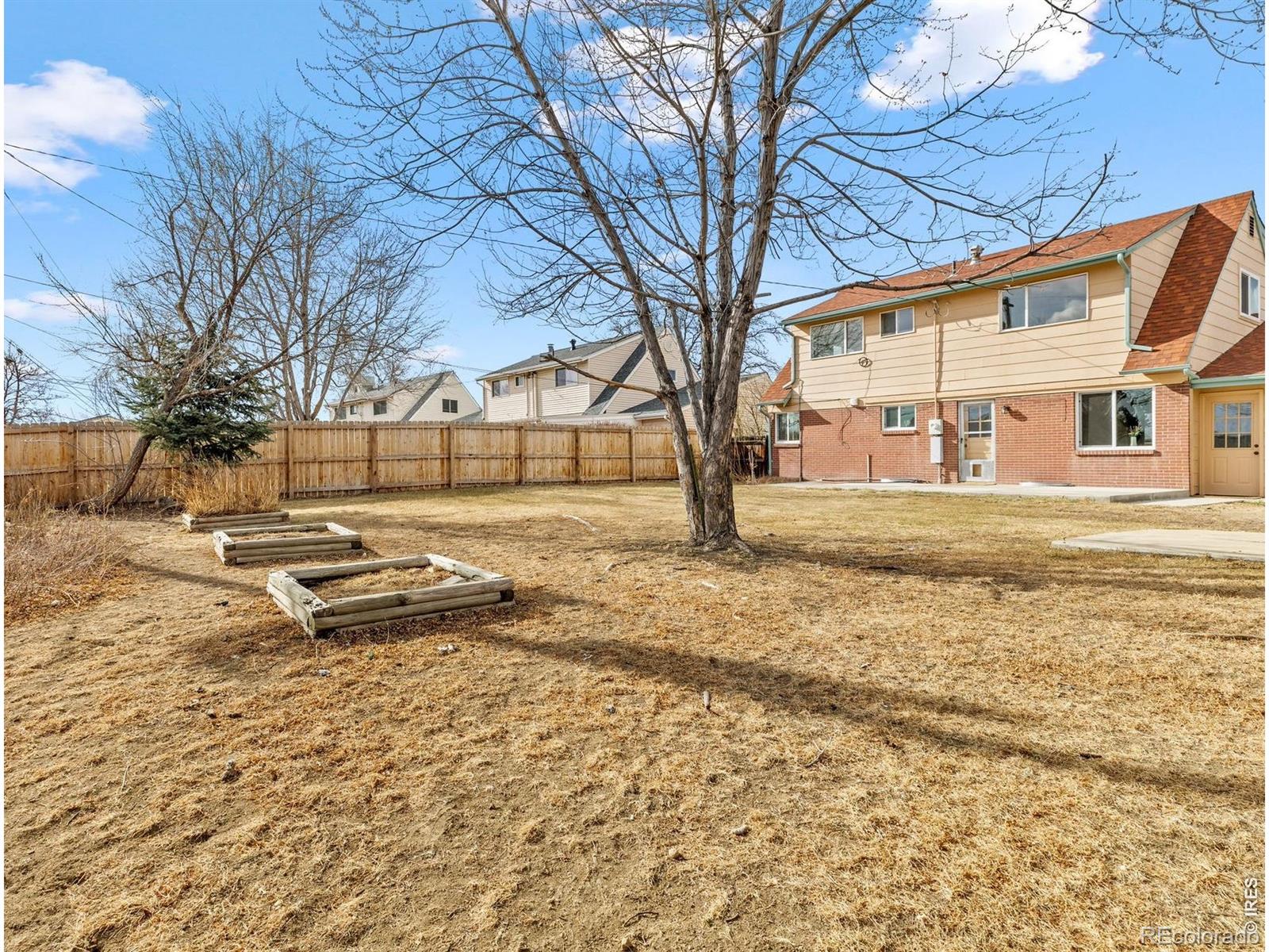 MLS Image #12 for 820  lotus way,broomfield, Colorado