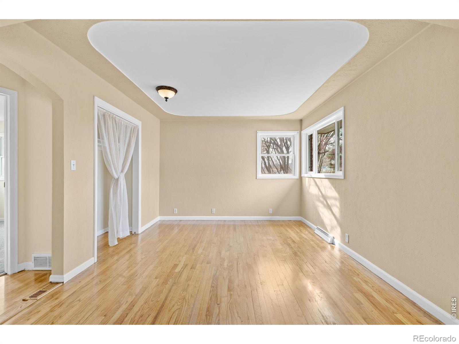 MLS Image #14 for 820  lotus way,broomfield, Colorado