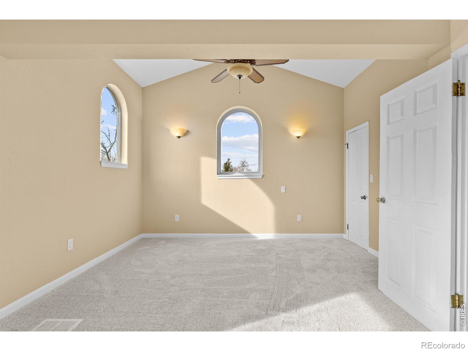 MLS Image #24 for 820  lotus way,broomfield, Colorado