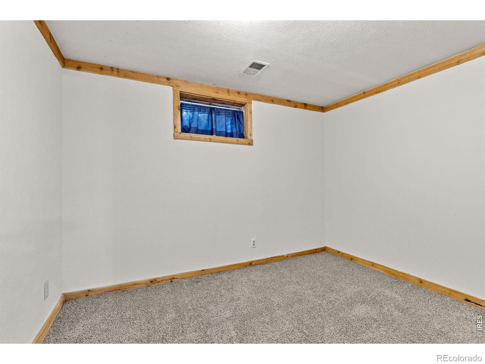 MLS Image #31 for 820  lotus way,broomfield, Colorado