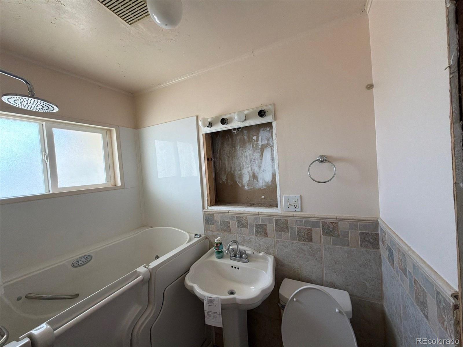 MLS Image #23 for 712  alta street,trinidad, Colorado