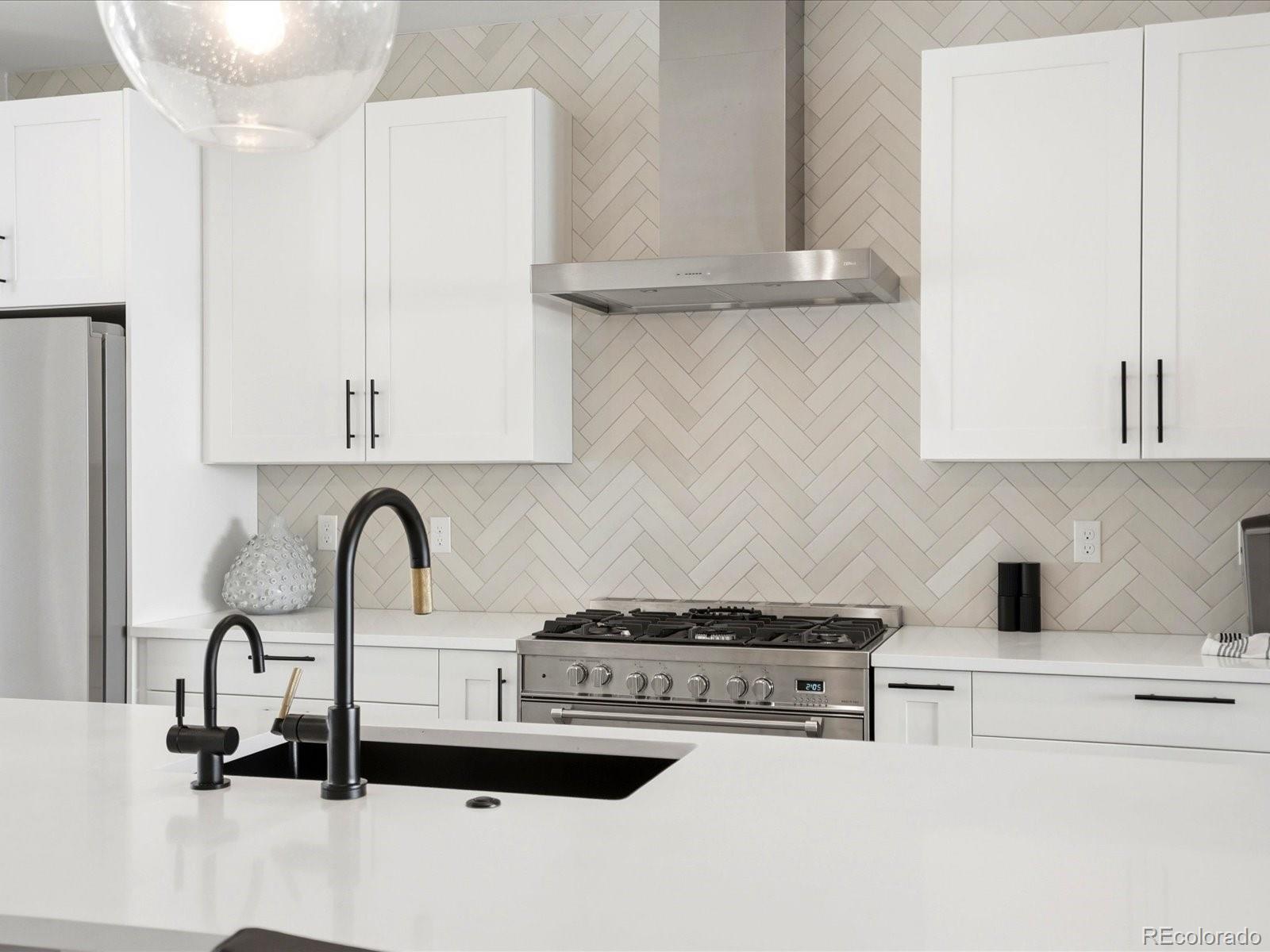 MLS Image #7 for 4498  utica street,denver, Colorado