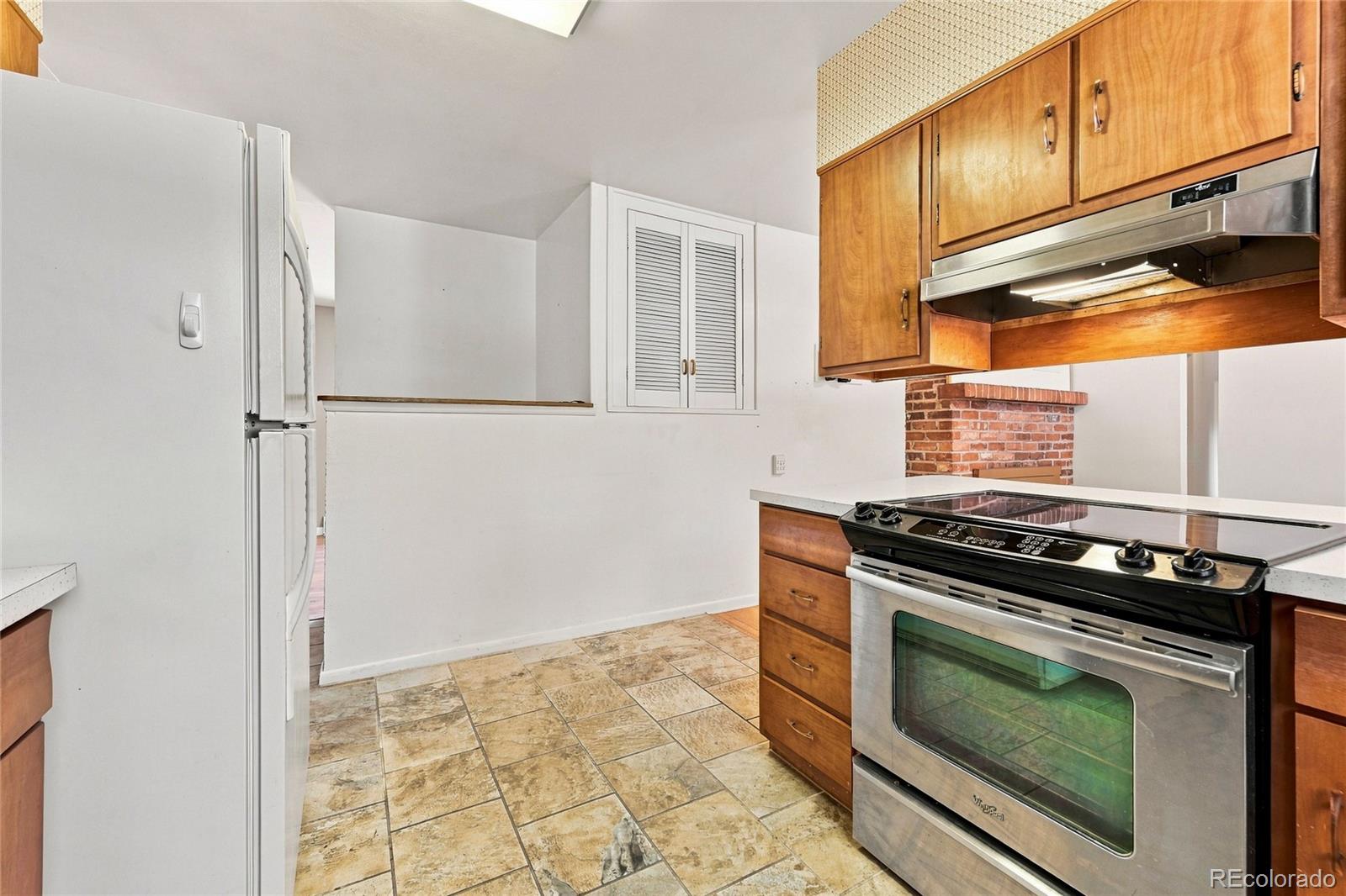 MLS Image #8 for 13685 w alaska place,denver, Colorado