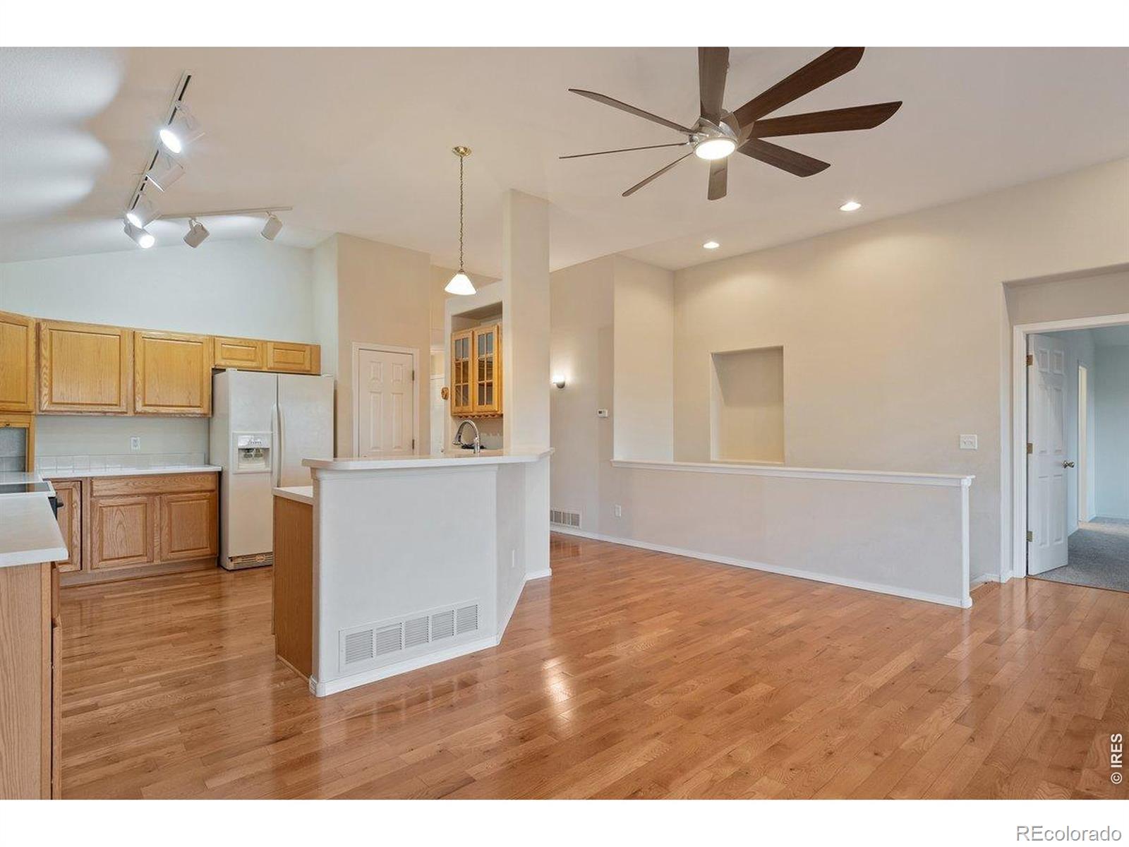 MLS Image #19 for 208  egyptian court,fort collins, Colorado