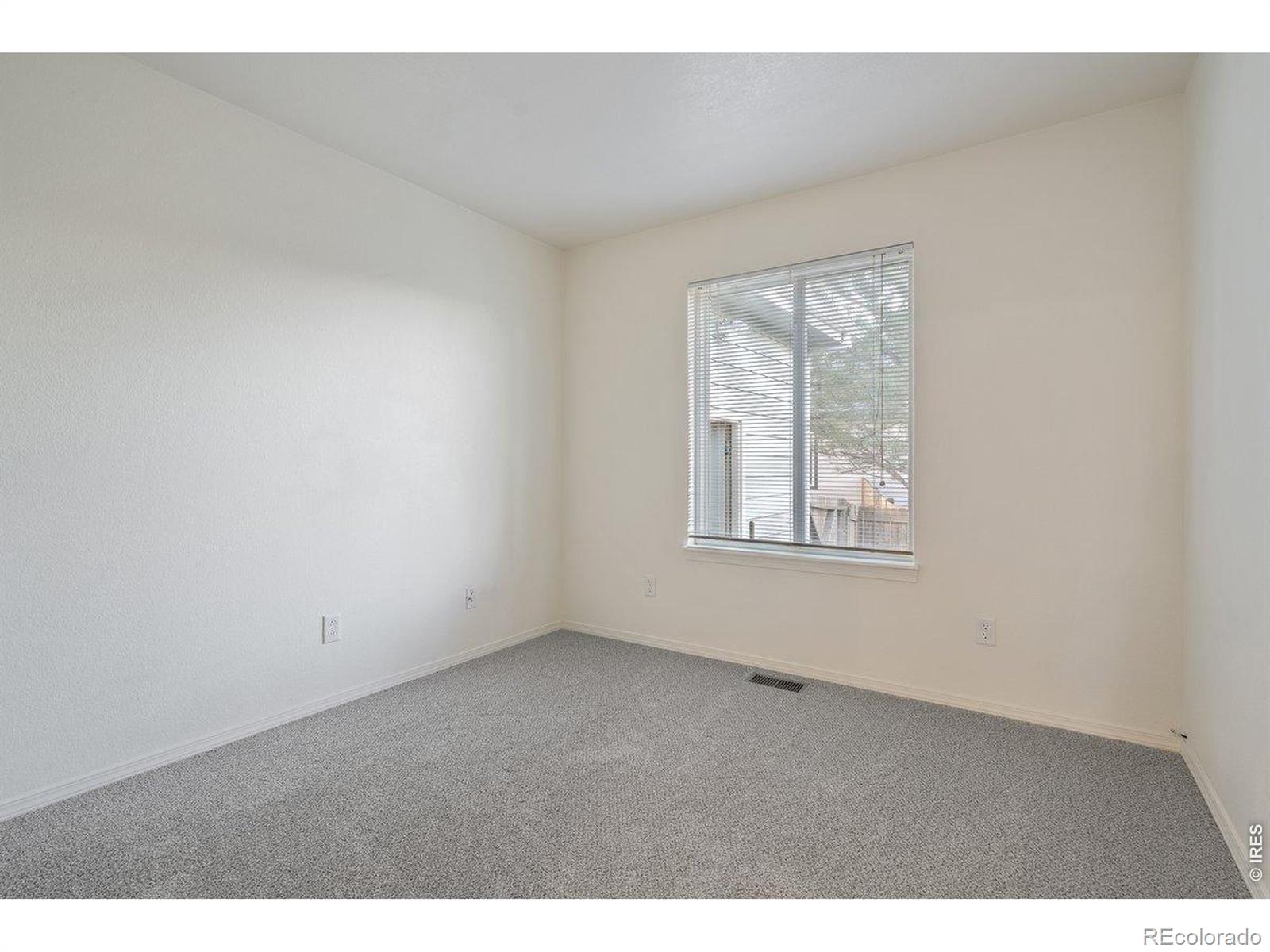 MLS Image #6 for 208  egyptian court,fort collins, Colorado