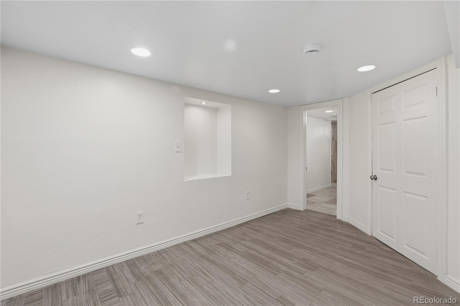 MLS Image #12 for 564 s stuart street,denver, Colorado