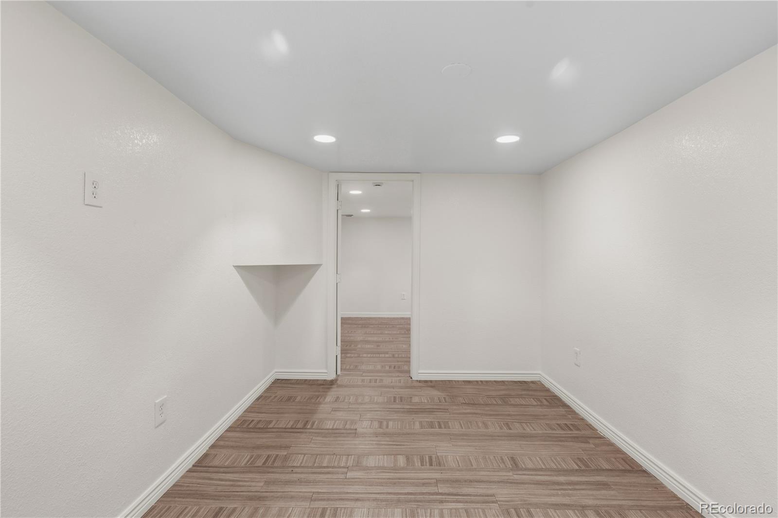 MLS Image #9 for 564 s stuart street,denver, Colorado