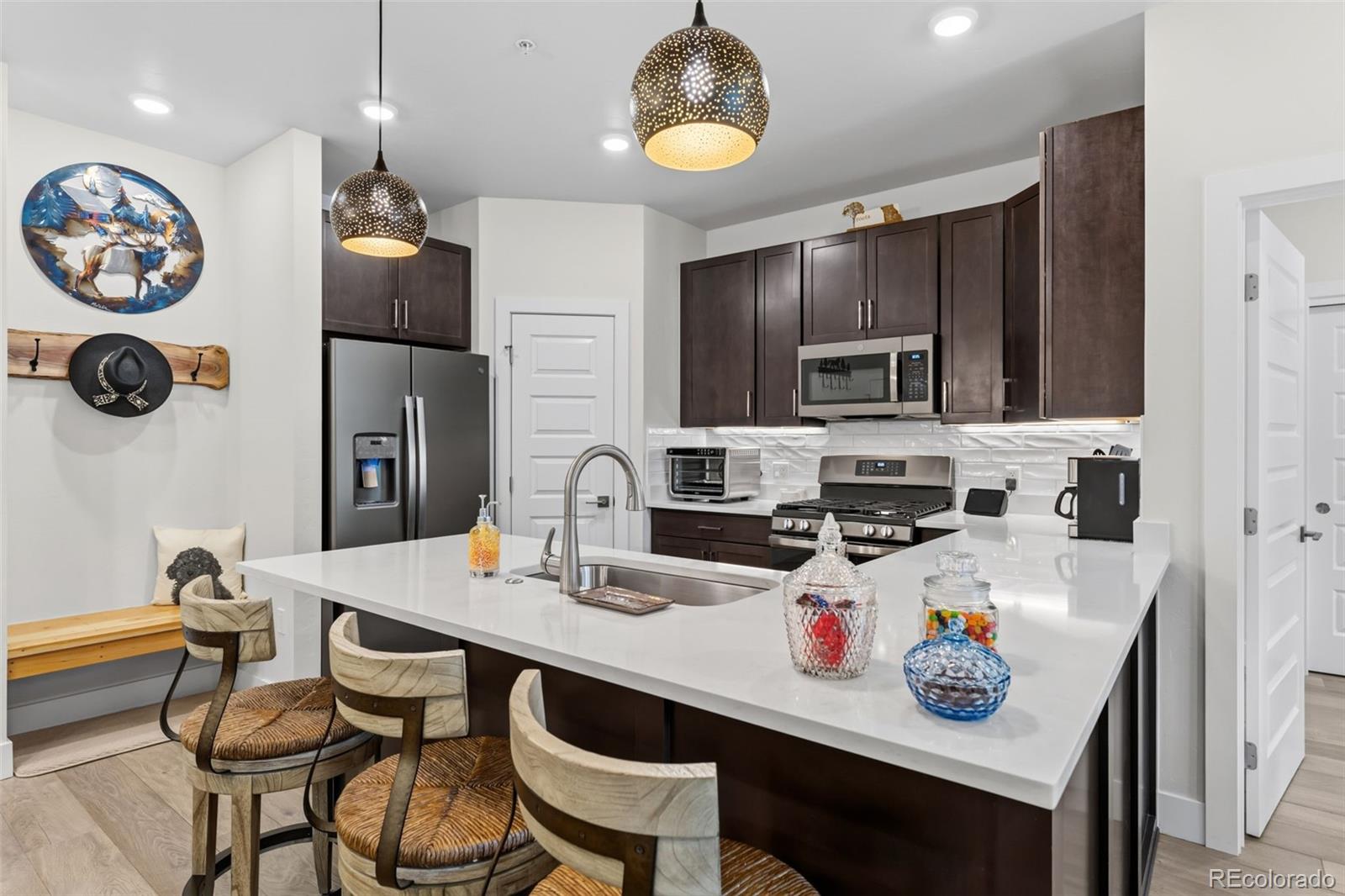 MLS Image #3 for 75  clearwater way,dillon, Colorado