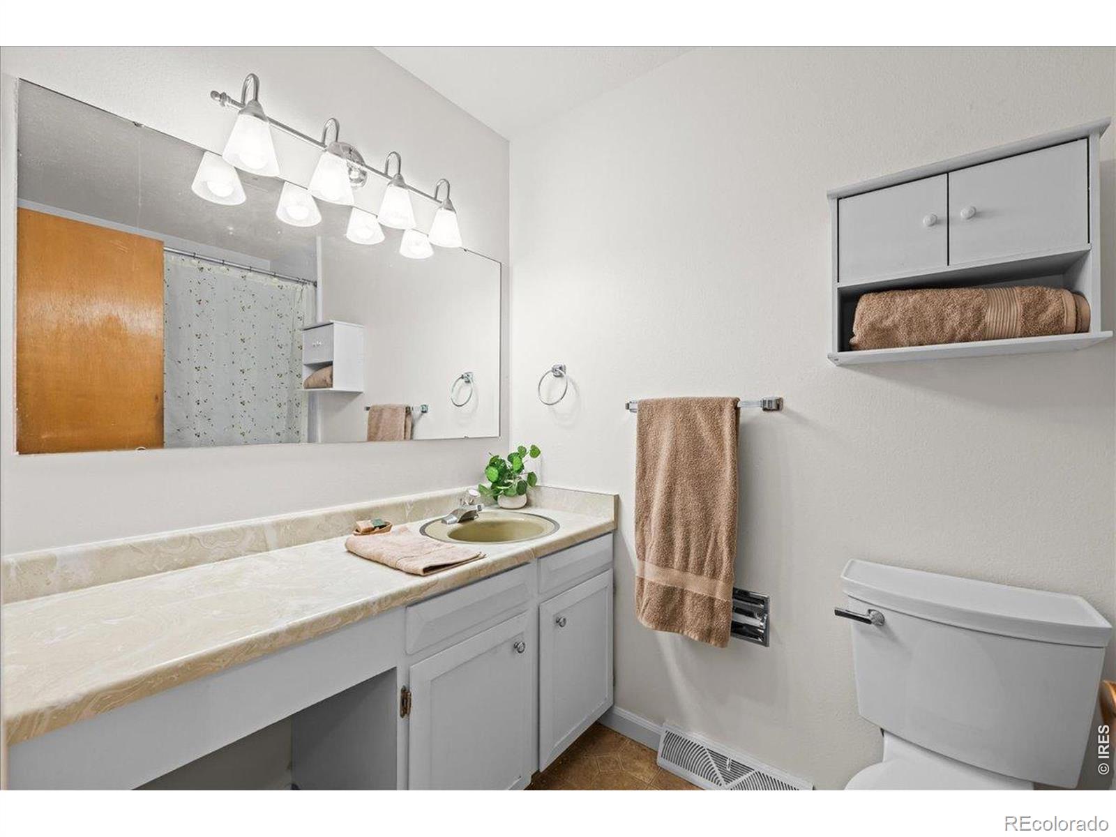 MLS Image #13 for 1312  grays peak drive,longmont, Colorado