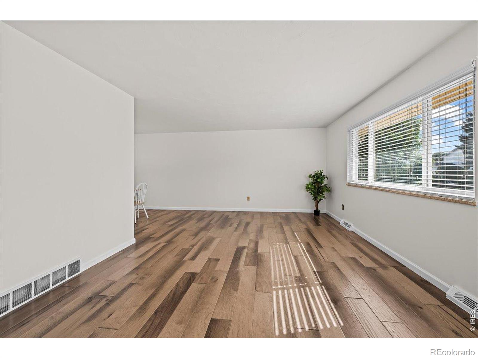 MLS Image #3 for 1312  grays peak drive,longmont, Colorado