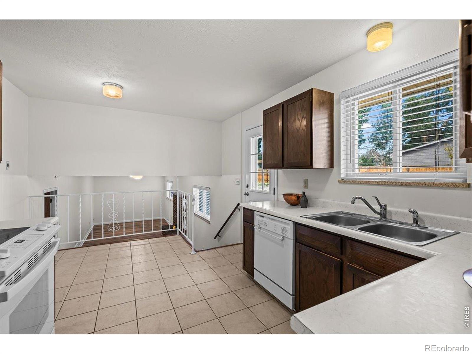 MLS Image #7 for 1312  grays peak drive,longmont, Colorado