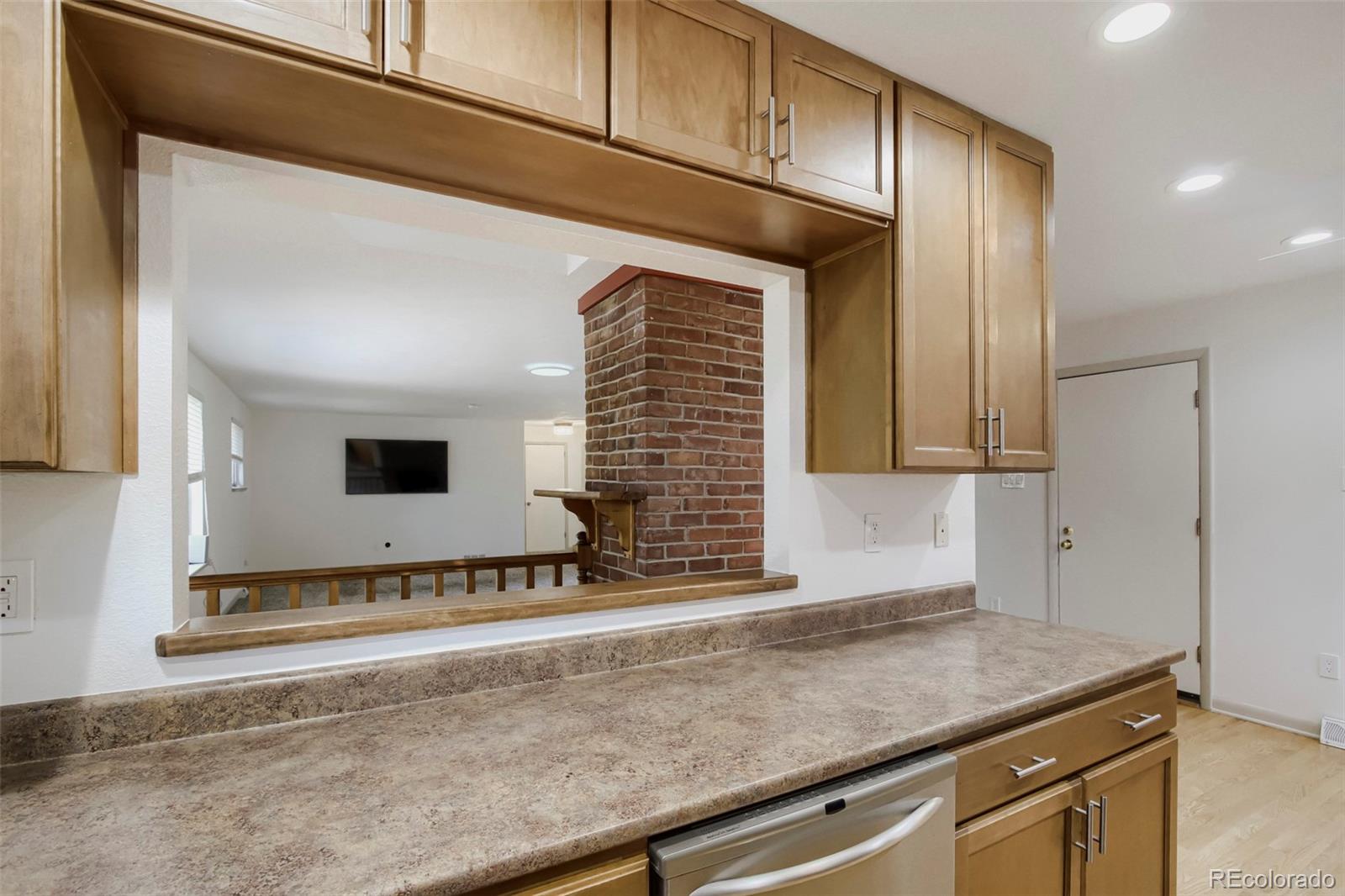 MLS Image #9 for 6421  independence street,arvada, Colorado