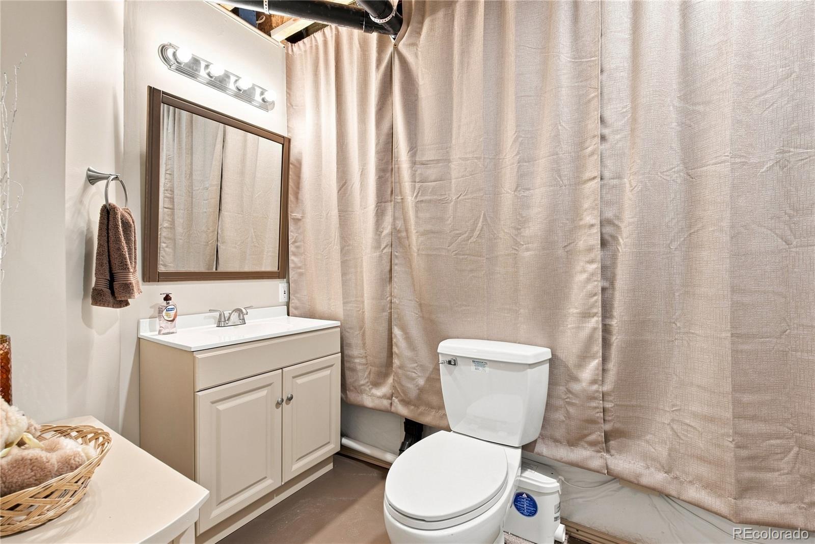 MLS Image #33 for 13251  wild basin way,broomfield, Colorado