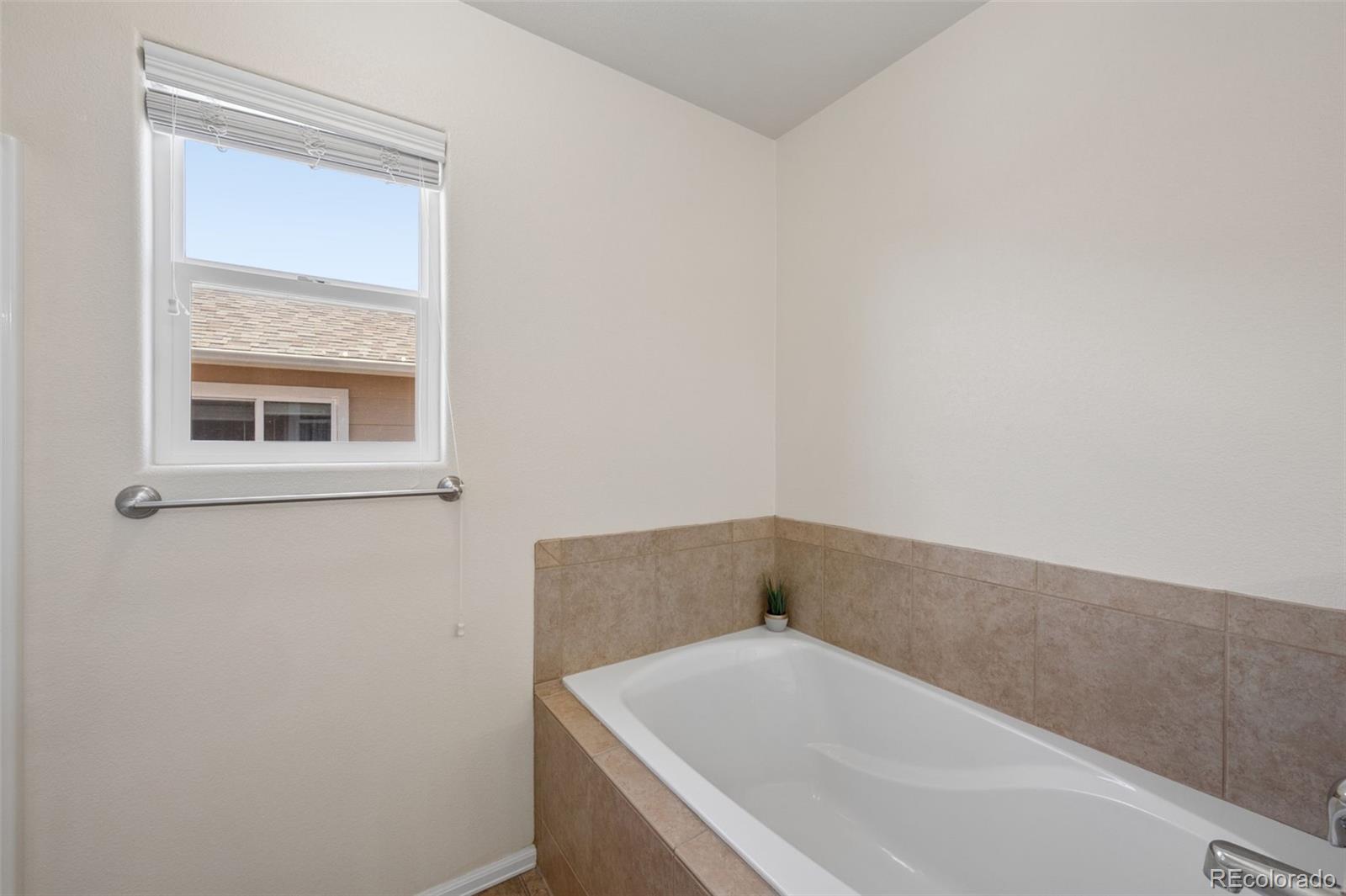 MLS Image #13 for 7589  chenoa court,colorado springs, Colorado
