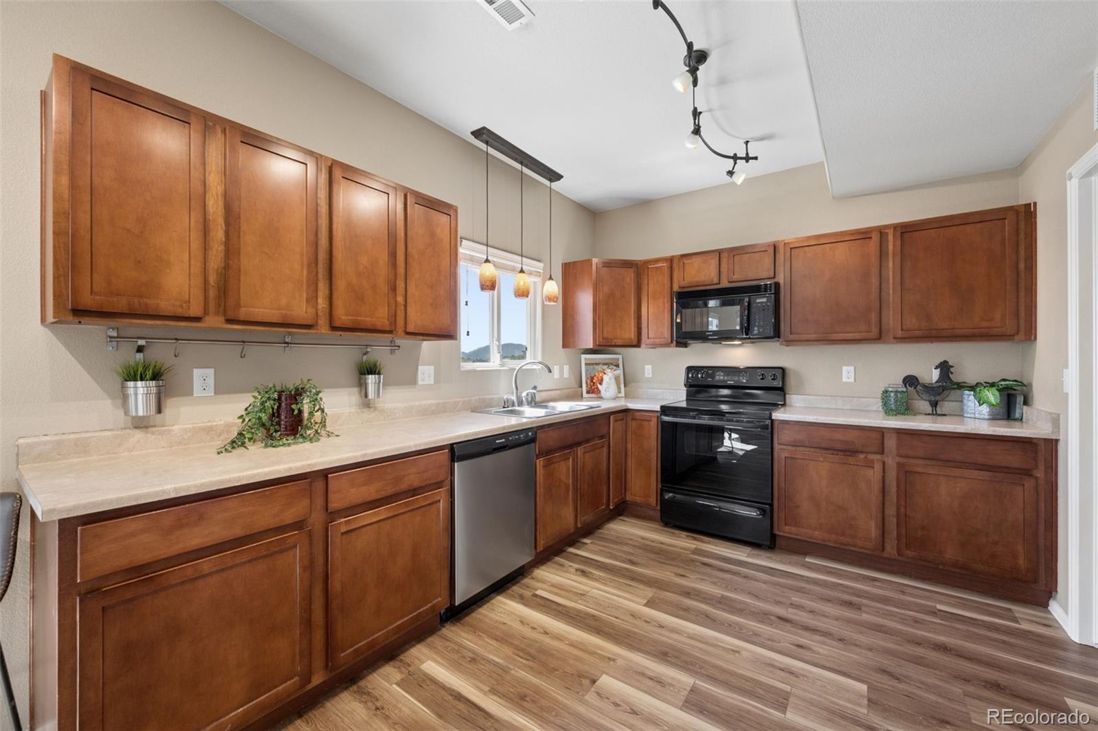 MLS Image #8 for 7589  chenoa court,colorado springs, Colorado