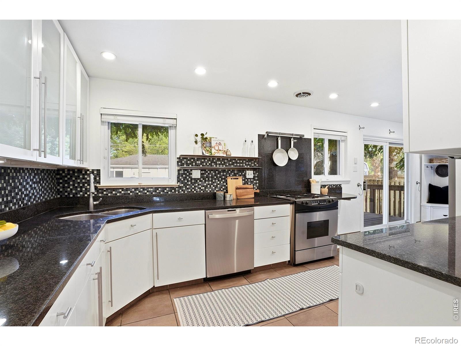 MLS Image #11 for 3160 s humboldt street,englewood, Colorado