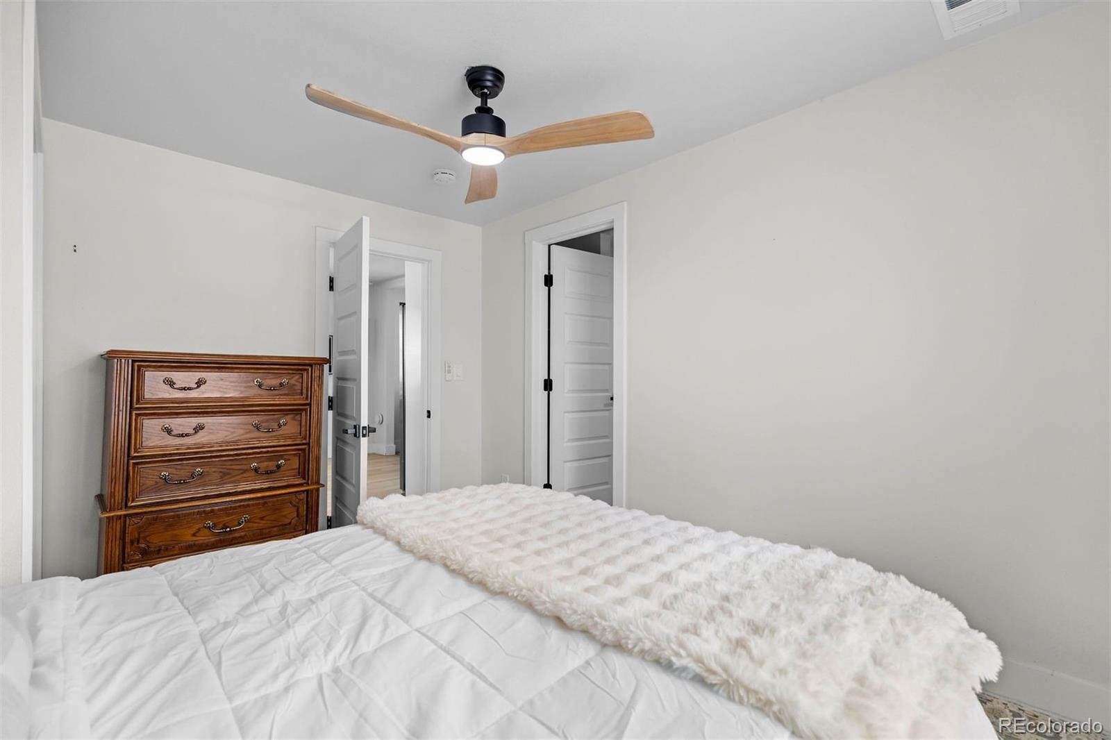 MLS Image #16 for 514 s lowell boulevard,denver, Colorado