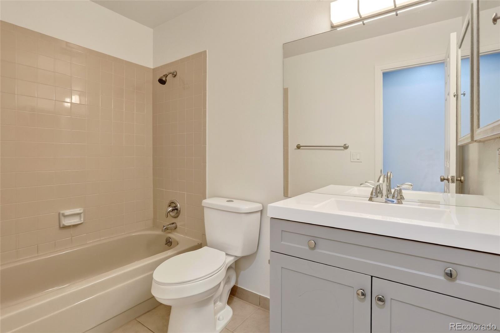 MLS Image #13 for 15451 e wyoming drive,aurora, Colorado