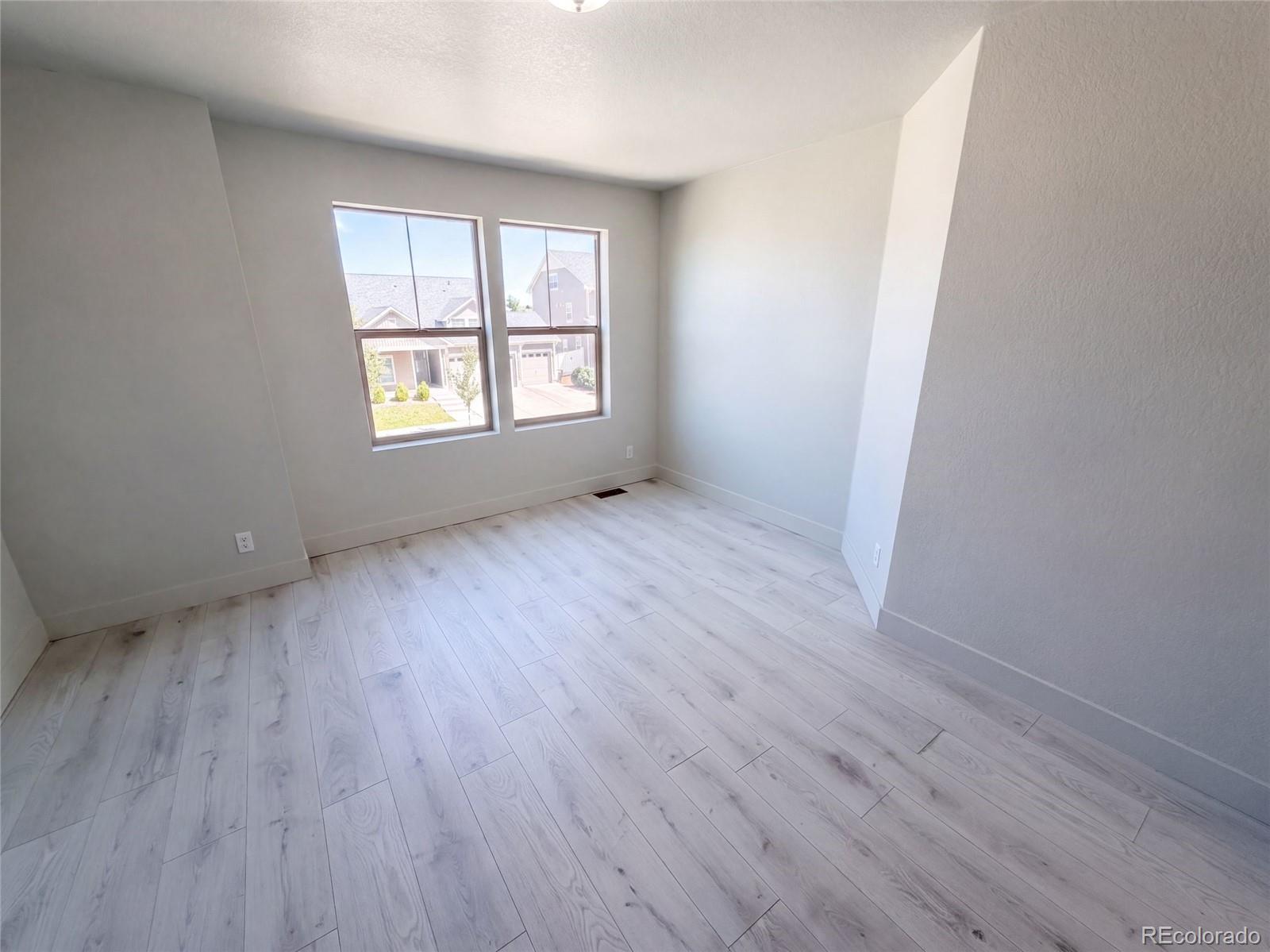 MLS Image #23 for 19036  randolph place,denver, Colorado