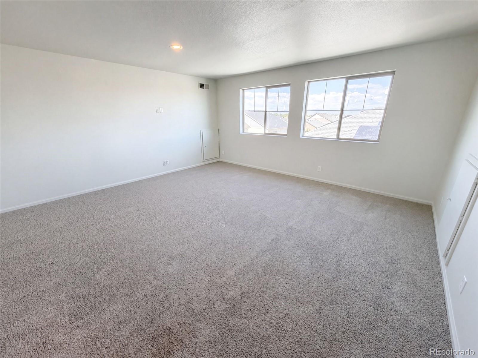 MLS Image #28 for 19036  randolph place,denver, Colorado
