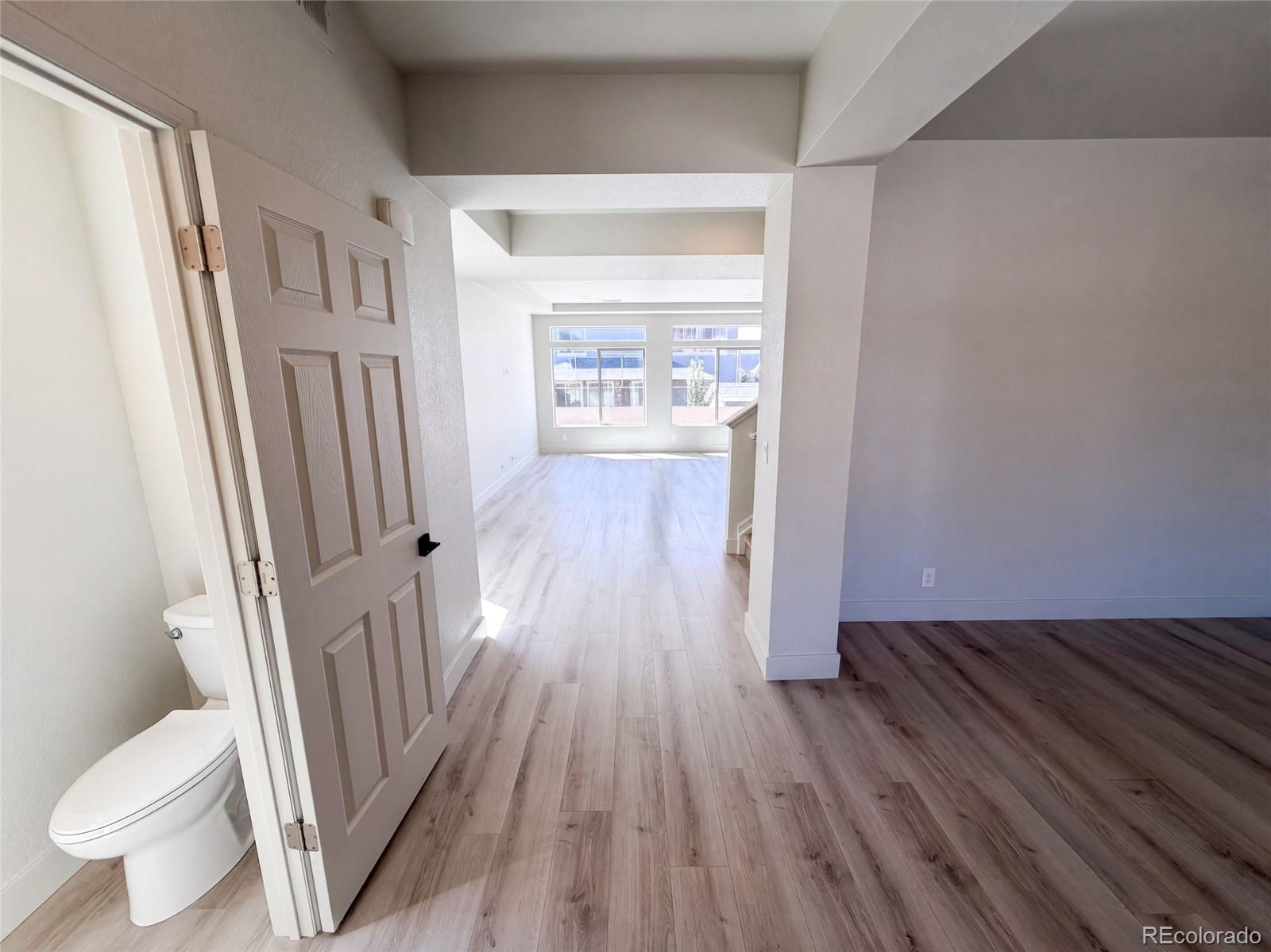 MLS Image #5 for 19036  randolph place,denver, Colorado