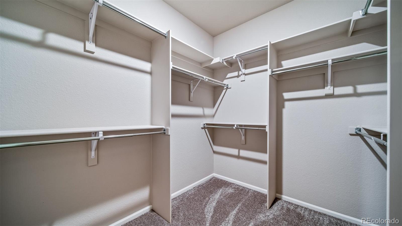 MLS Image #19 for 5004 n tempe street,aurora, Colorado