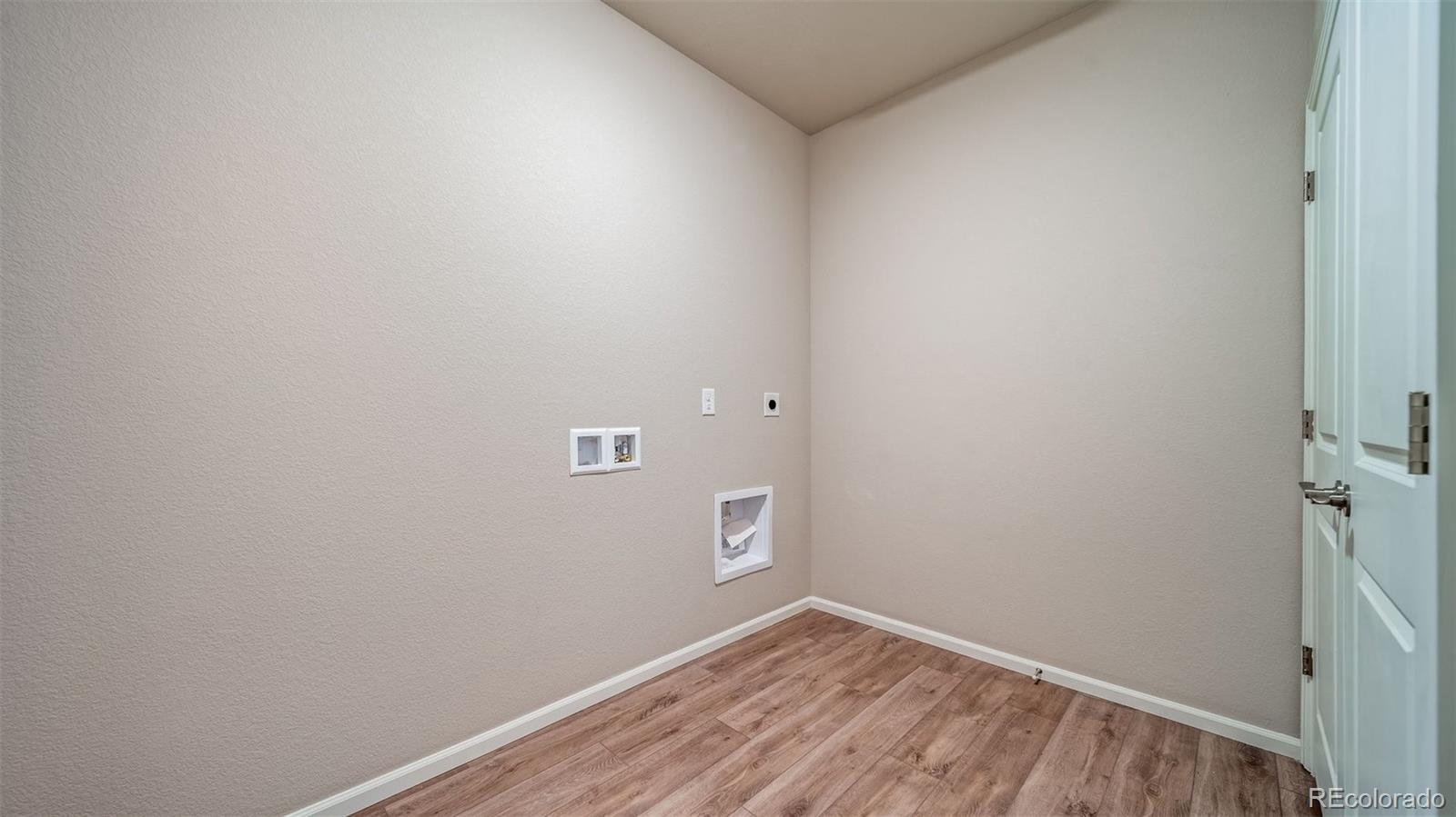 MLS Image #25 for 5004 n tempe street,aurora, Colorado