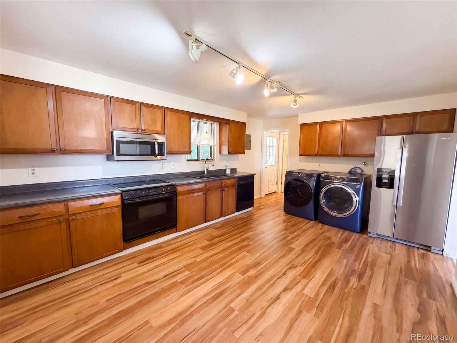 MLS Image #8 for 1561  myrtle street,brighton, Colorado
