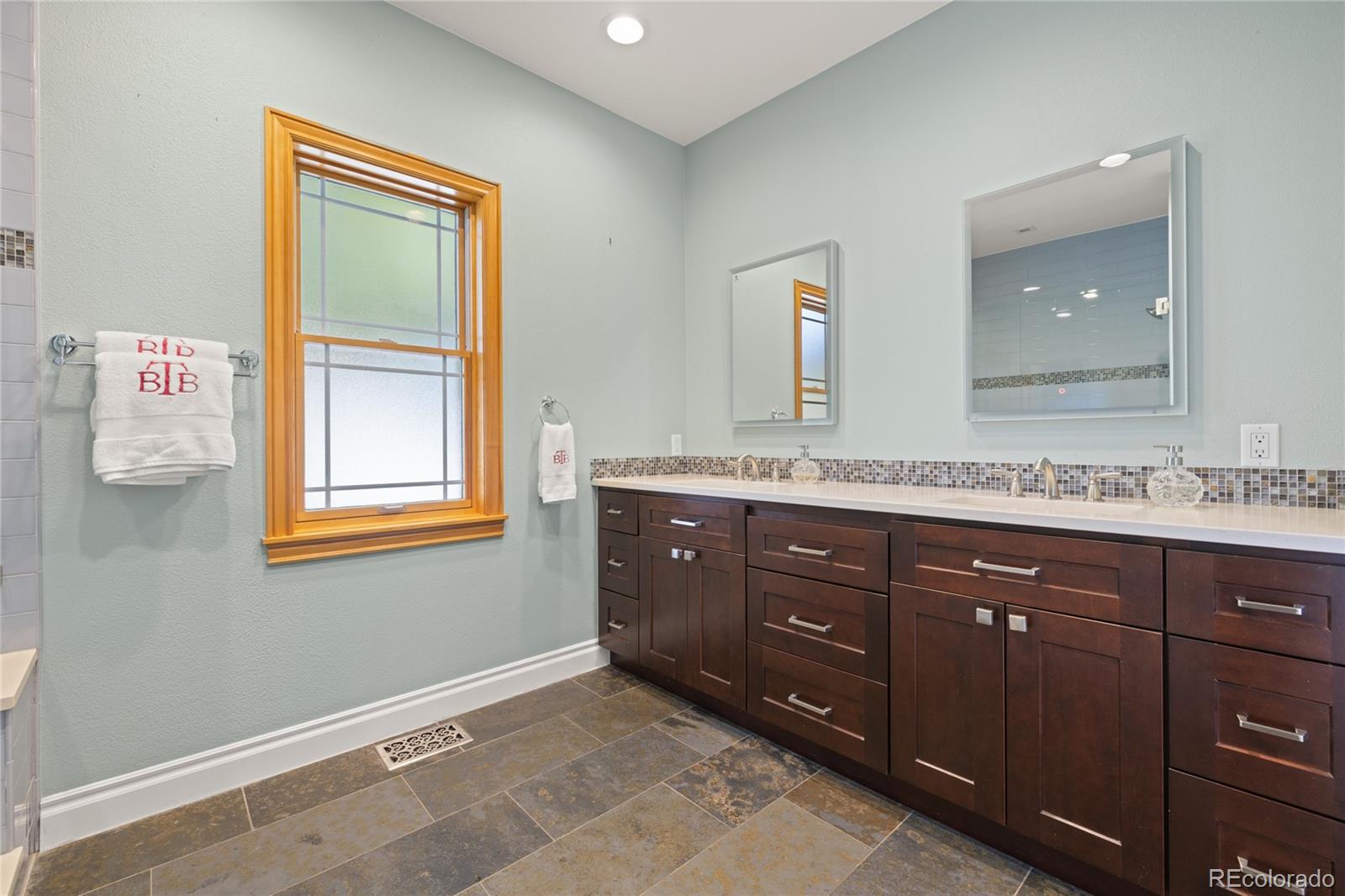 MLS Image #15 for 4633  bryant street,denver, Colorado
