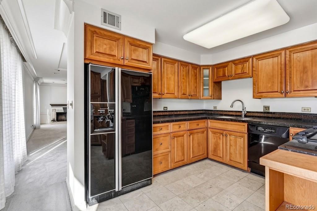 MLS Image #4 for 2000 e 12th avenue,denver, Colorado